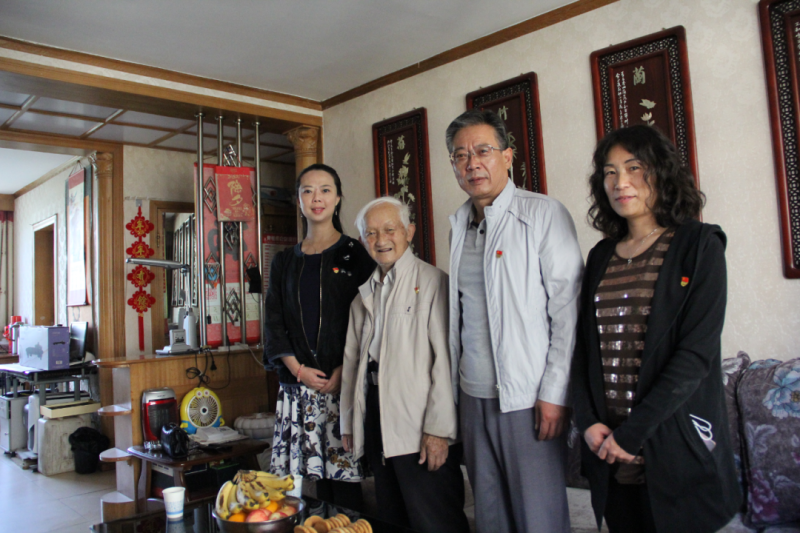 中共青海省第三建筑工程有限公司支部委員會開展&ldquo;走訪慰問暖人心，紅色精神永傳承&rdquo;活動