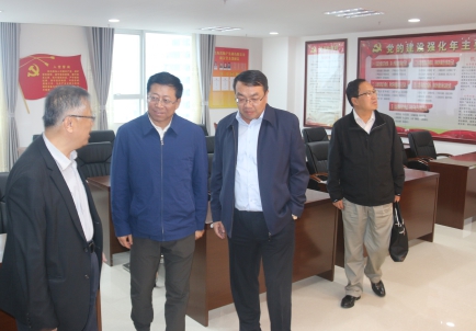 青海省副省長、省國資委黨委書記、主任王黎明，蒞臨省物產(chǎn)集團(tuán)調(diào)研指導(dǎo)工作