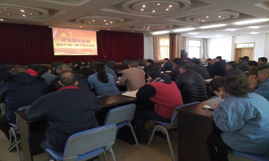 堅定信念 對黨忠誠，融會貫通 學以致用