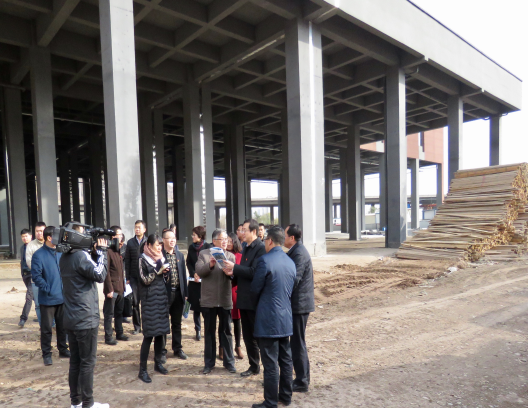 省委常委、西寧市委書記王曉一行來(lái)青海物產(chǎn)朝陽(yáng)物流園區(qū)調(diào)研